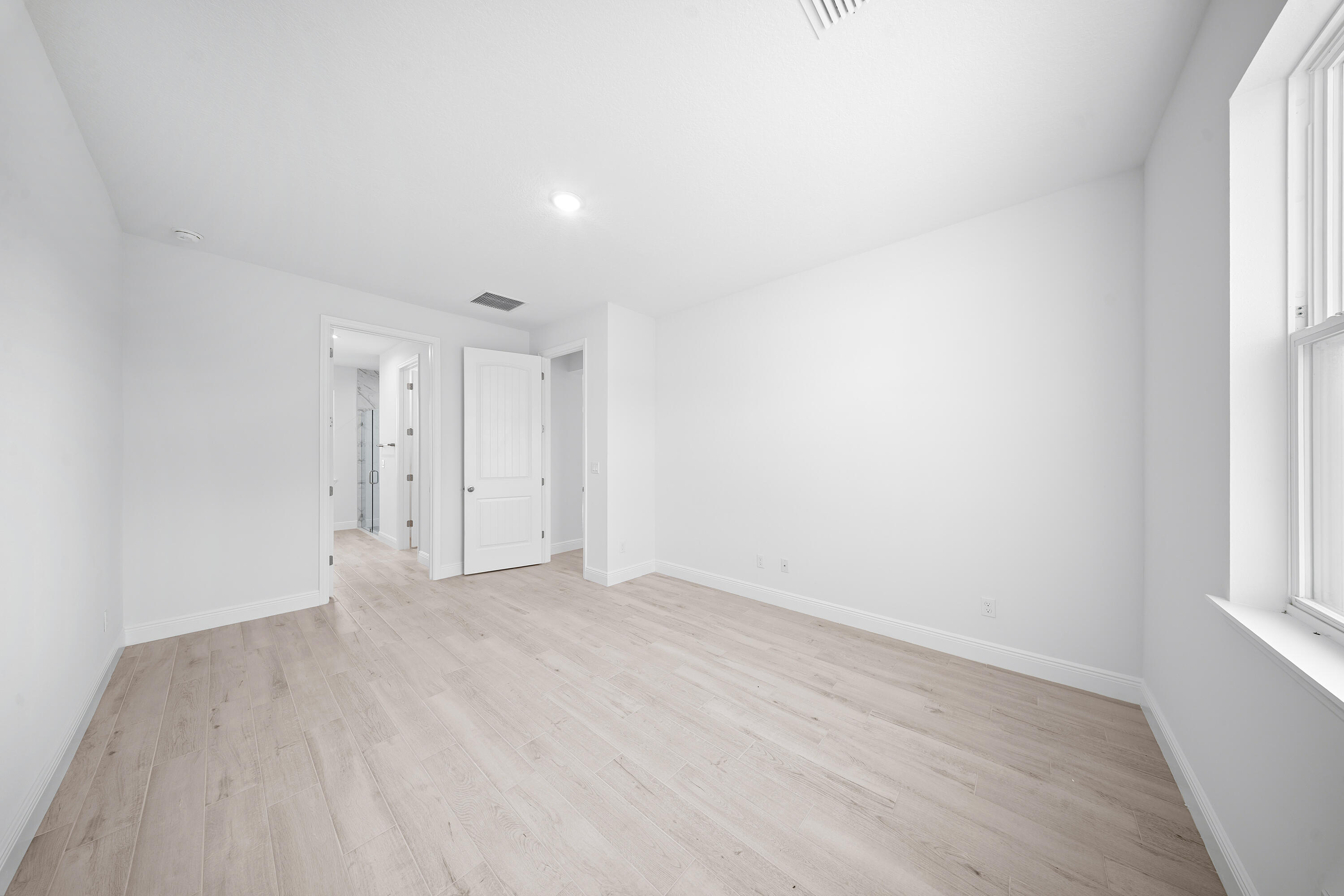 6505 Salerno Road Fort Pierce, FL 34951 - Photo 22 of 34 DSC08126