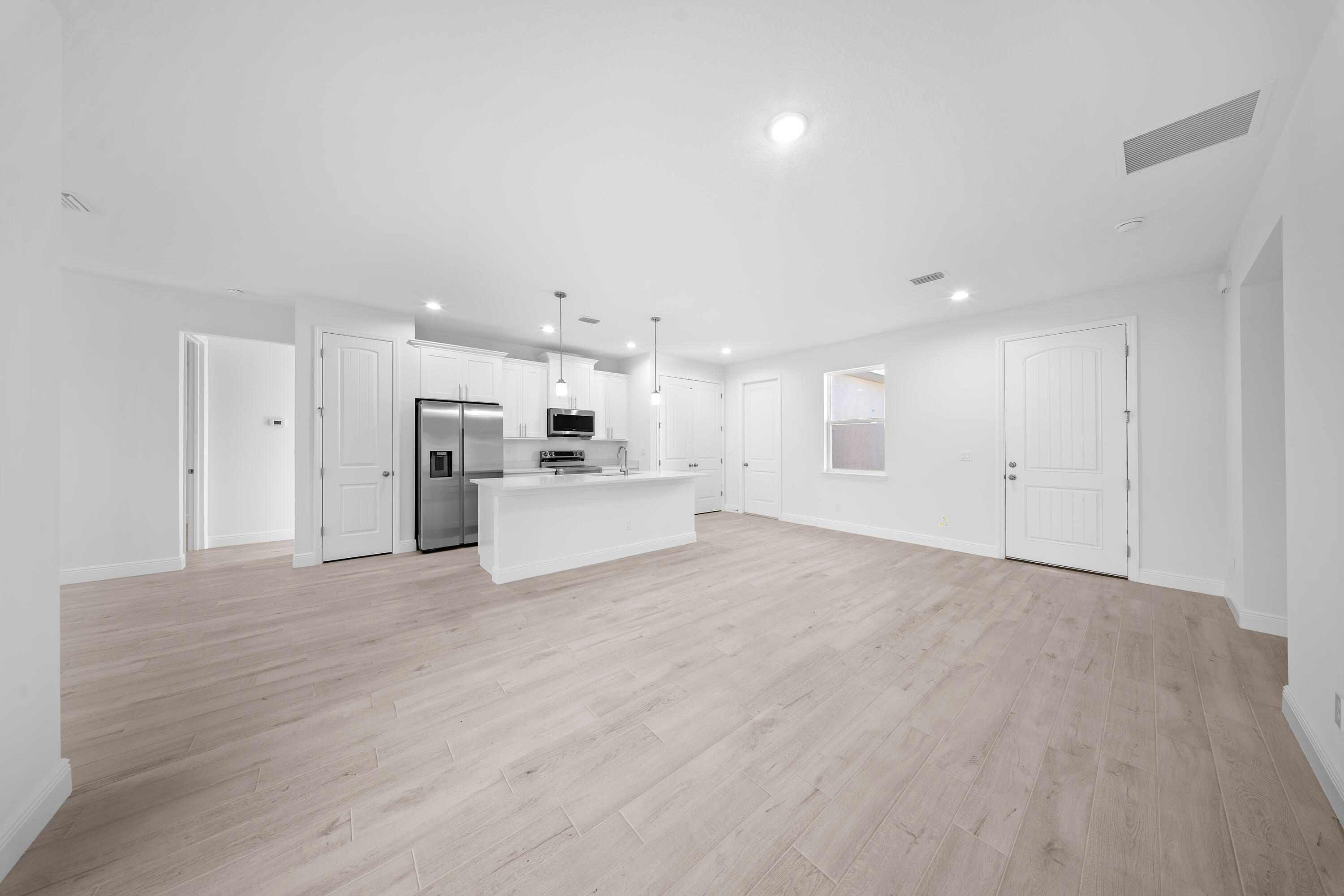 6505 Salerno Road Fort Pierce, FL 34951 - Photo 5 of 34 DSC07991