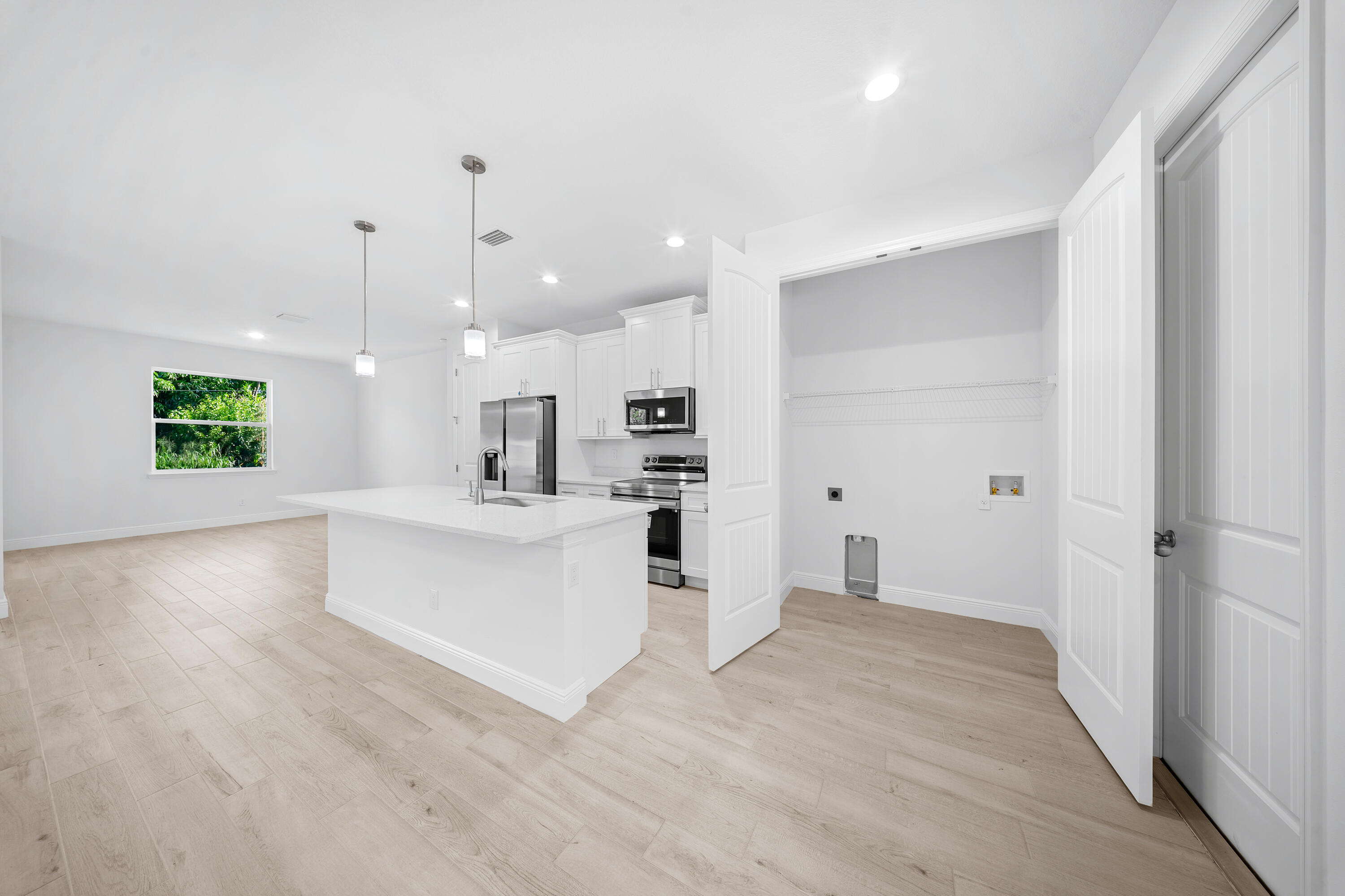 6505 Salerno Road Fort Pierce, FL 34951 - Photo 8 of 34 DSC08021