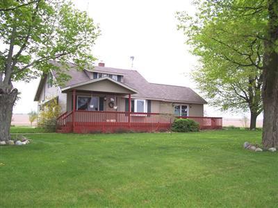 1364 Eisenhower Road Blanchard, MI 49310 - Photo 1 of 20 Primary Photo