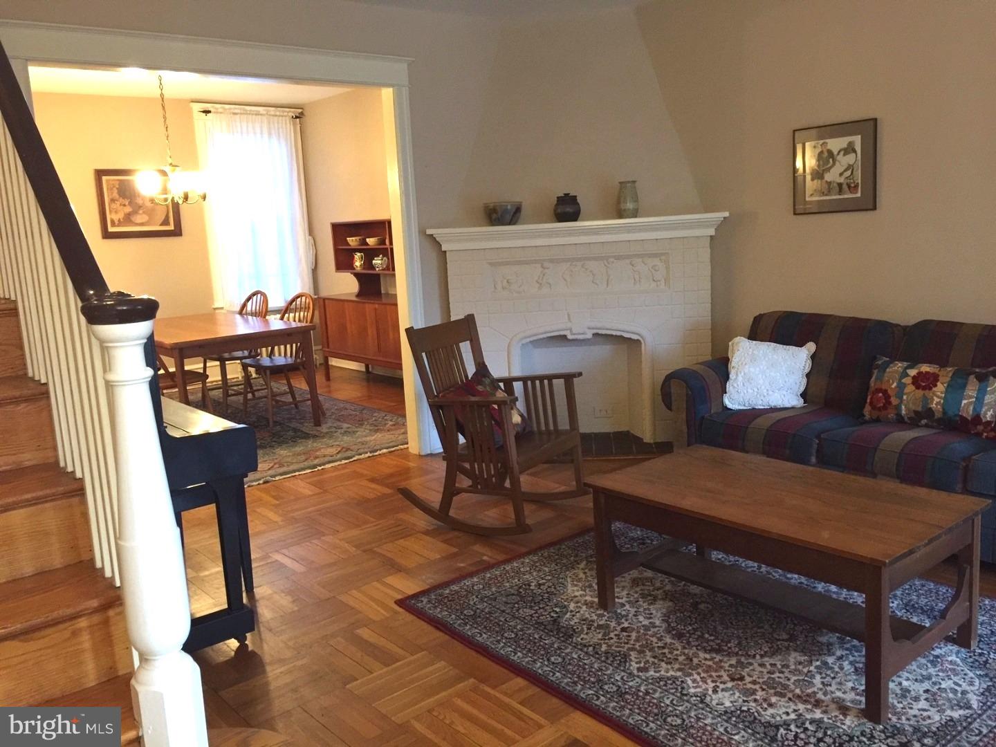 118 Roumfort Road Philadelphia, PA 19119 - Photo 4 of 13 Living Room