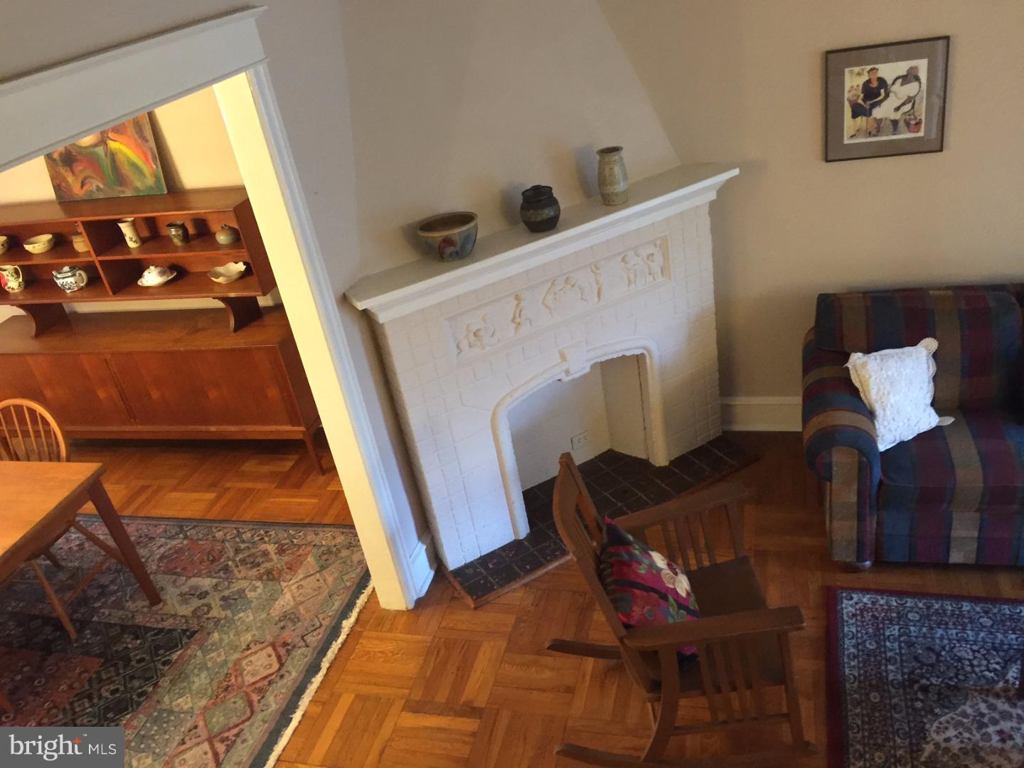 118 Roumfort Road Philadelphia, PA 19119 - Photo 5 of 13 Living Room