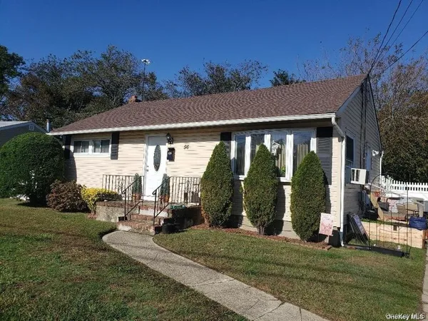 $567,500 | 56 Benjoe Drive, Amityville, NY 11701