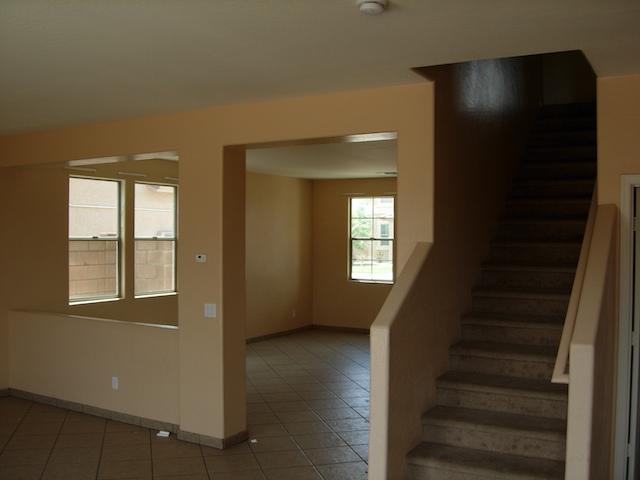 3238 West Apollo Road Phoenix, AZ 85041 - Photo 6 of 25 6