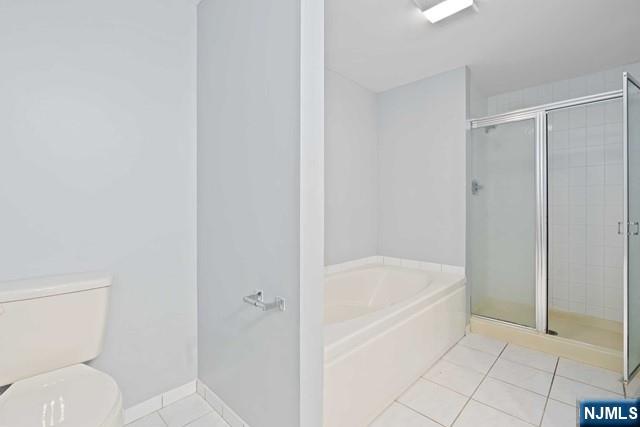 405 Williams Court, Unit 405 Edgewater, NJ 07020 - Photo 19 of 27