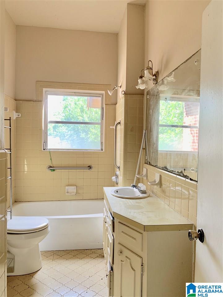 4736 Terrace South Birmingham, AL 35208 - Photo 16 of 19