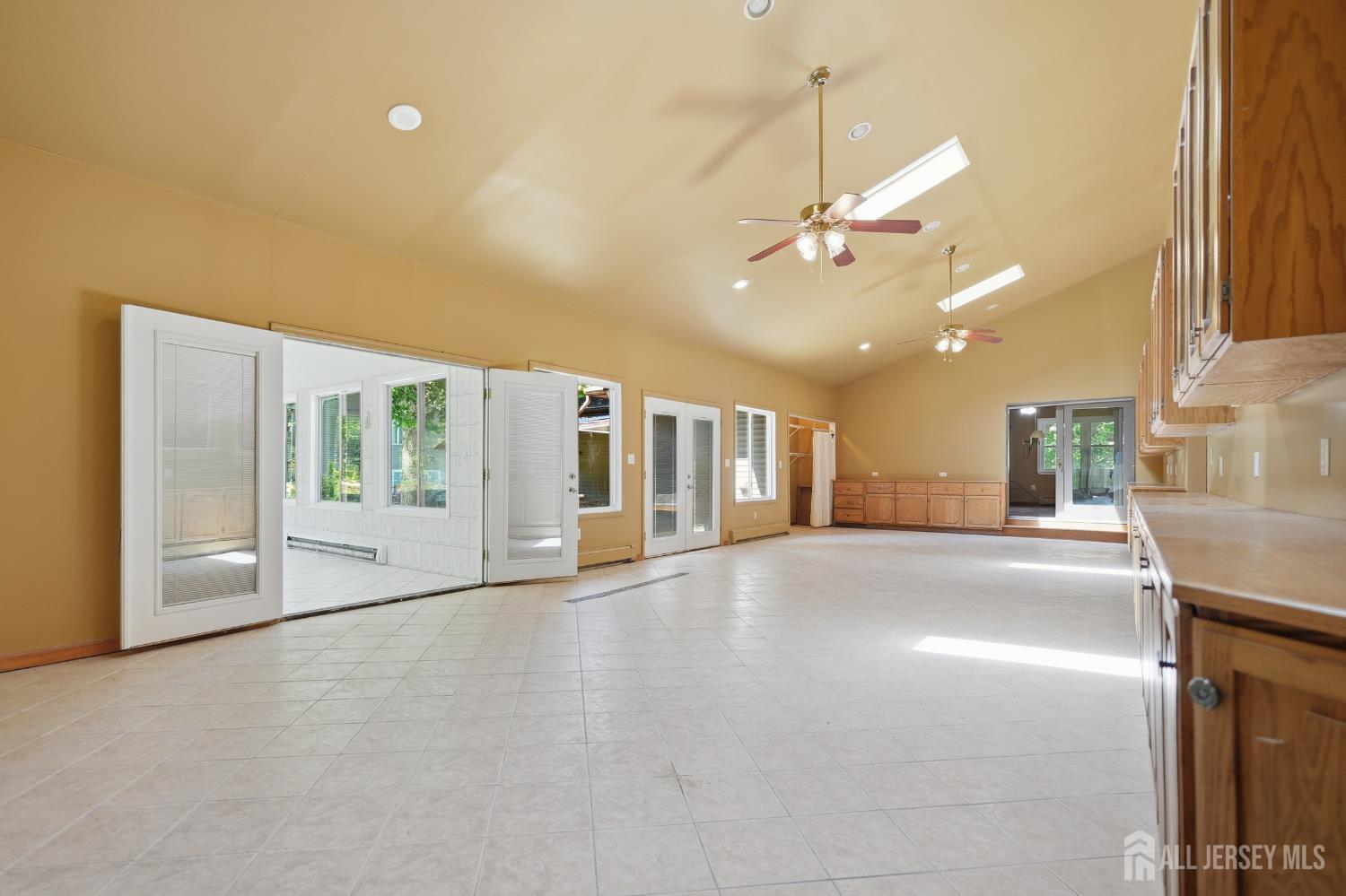 109 Fresh Ponds Road Monroe Township, NJ 08831 - Photo 10 of 41