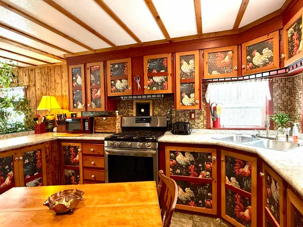 $274,900 | 7680 Highway 102, Guildhall, VT 05905