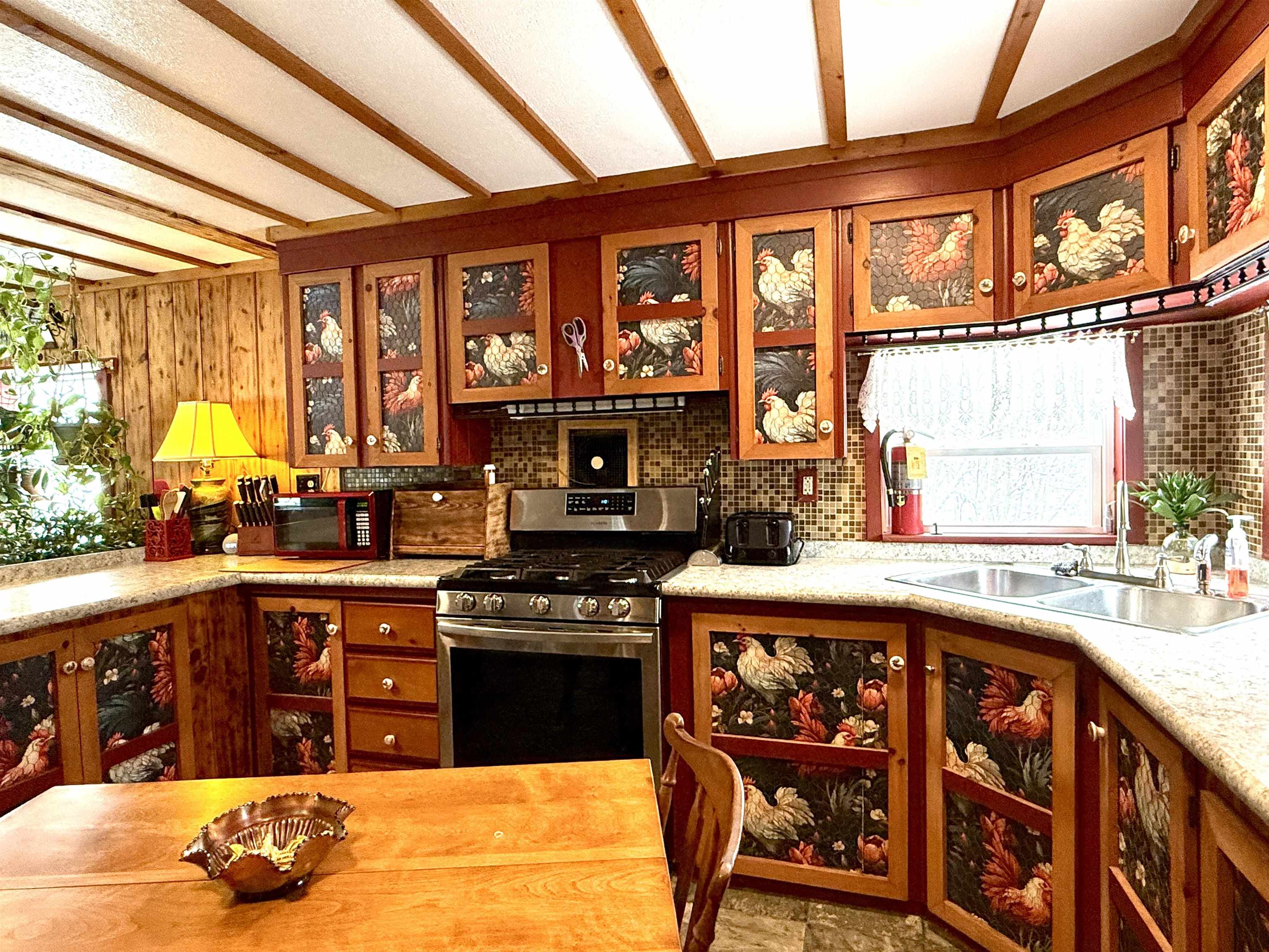 7680 Highway 102 Guildhall, VT 05905 - Photo 4 of 26