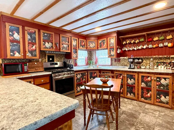 $274,900 | 7680 Highway 102, Guildhall, VT 05905