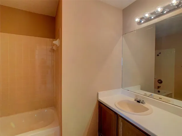 $2,095 | 12705 Modena Trail, Austin, TX 78729