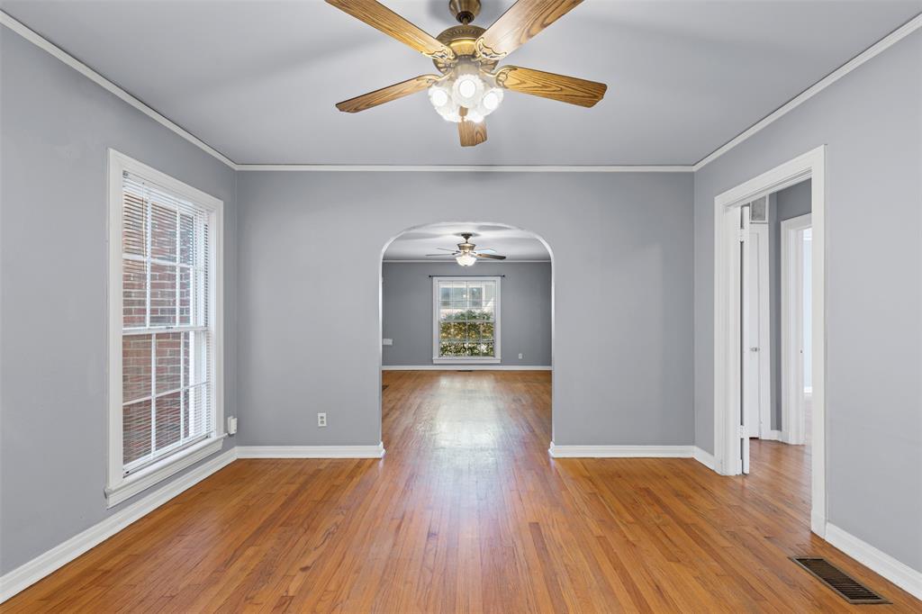 5834 Goodwin Avenue Dallas, TX 75206 - Photo 13 of 31