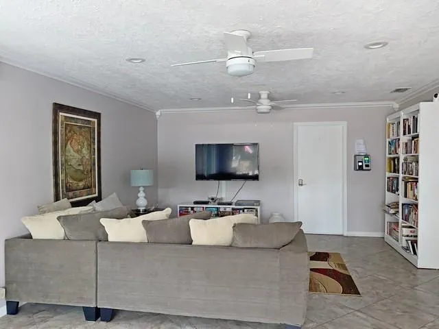 $151,500 | 659 West Oakland Park Boulevard, Unit 120C, Fort Lauderdale, FL 33309