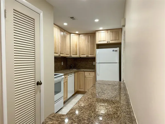$151,500 | 659 West Oakland Park Boulevard, Unit 120C, Fort Lauderdale, FL 33309