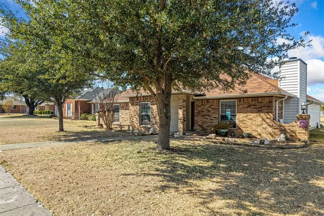 $329,000 | 3913 Arizona Street, Sachse, TX 75048