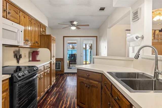 $329,000 | 3913 Arizona Street, Sachse, TX 75048