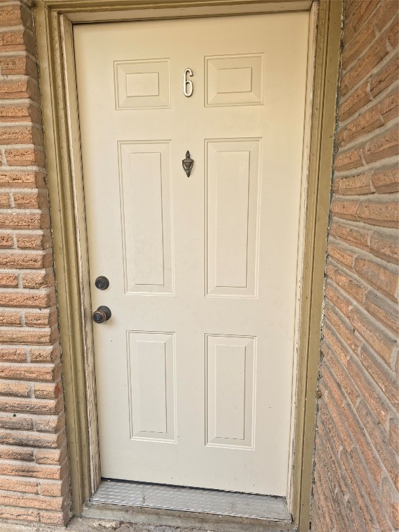 3202 Yale Street, Unit 6 Houston, TX 77018 - Photo 5 of 18 a view of a front door