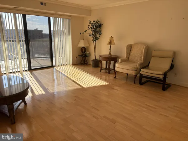 $3,000 | 8380 Greensboro Drive, Unit 925, McLean, VA 22102