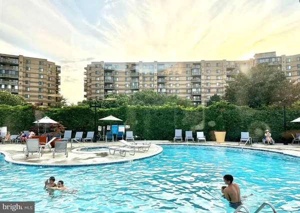 $3,000 | 8380 Greensboro Drive, Unit 925, McLean, VA 22102