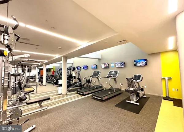 $3,000 | 8380 Greensboro Drive, Unit 925, McLean, VA 22102