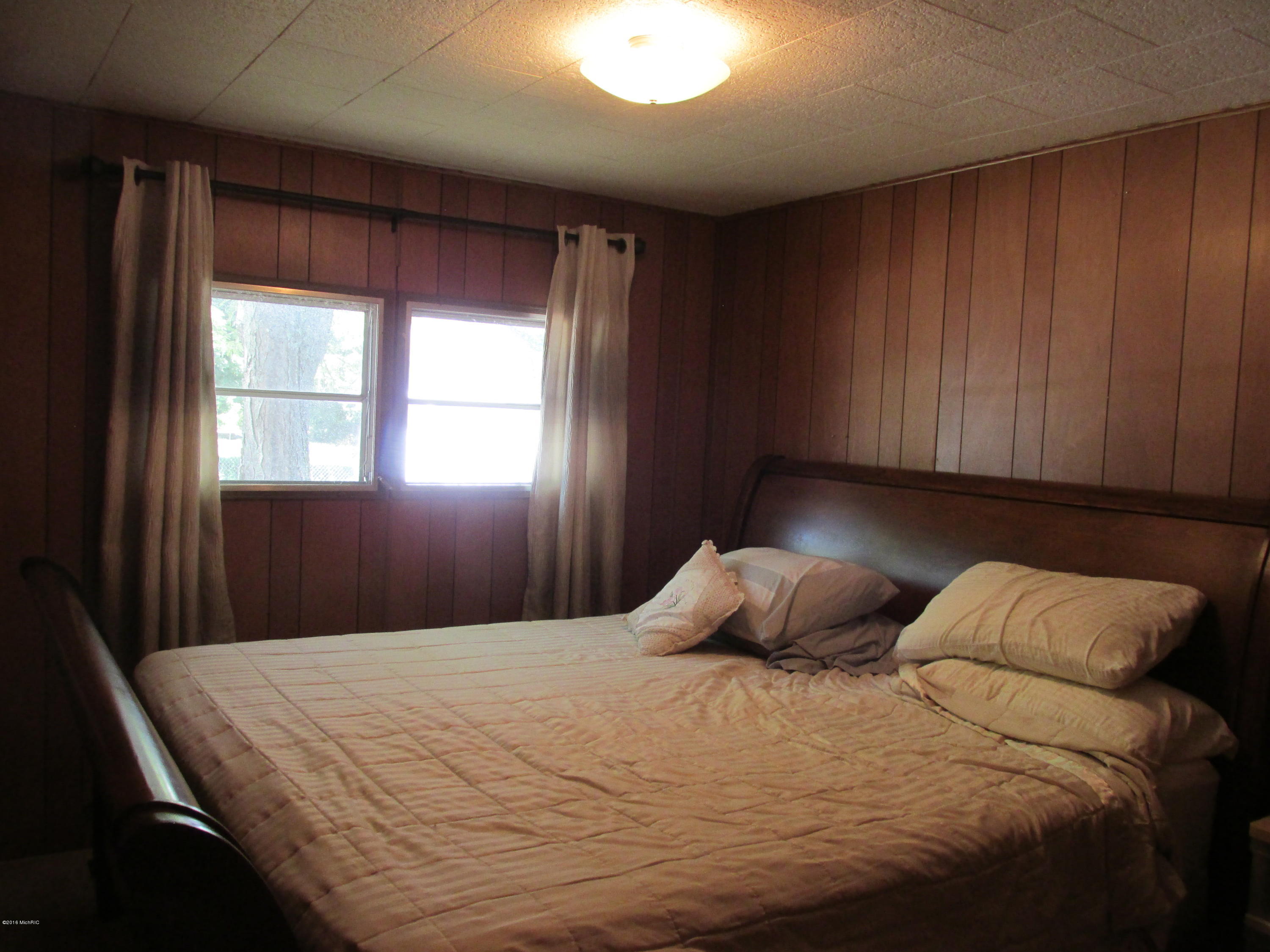 5844 West Fox Road Mears, MI 49436 - Photo 7 of 8 IMG_7670