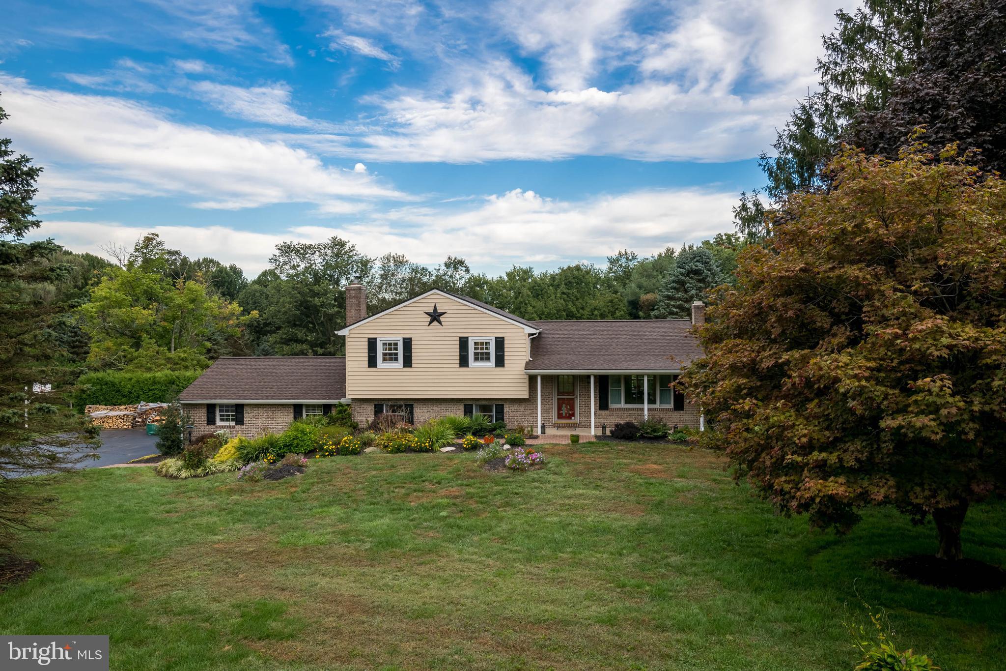 810 North Church Road Reading, PA 19608 - Photo 1 of 31 Gallery Image 1