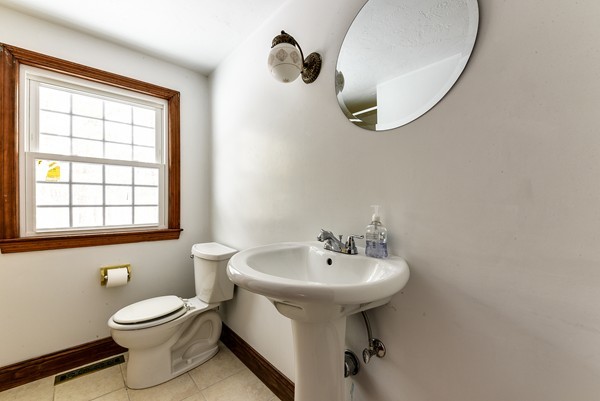 99 Pilgrim Road Holliston, MA 01746 - Photo 14 of 16 Gallery Image 14