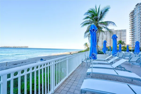 $815,000 | 1880 South Ocean Drive, Unit TS706, Hallandale Beach, FL 33009