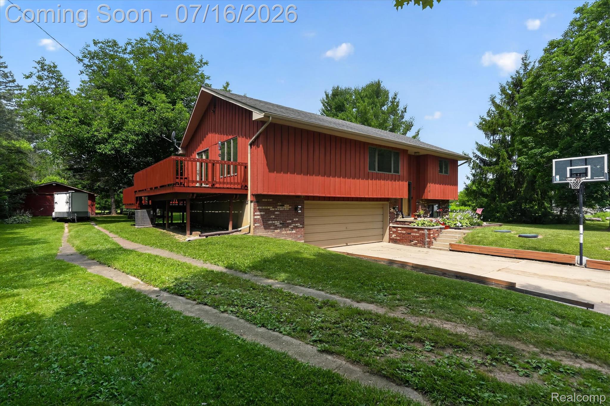 11210 Linden Road Linden, MI 48451 - Photo 29 of 61 Side of home/property leading to back yard and barn.