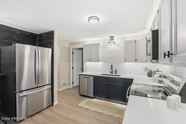 $520,000 | 387 East Iowa Avenue, Hayden, ID 83835