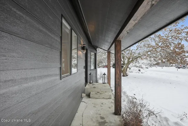 $525,000 | 387 East Iowa Avenue, Hayden, ID 83835