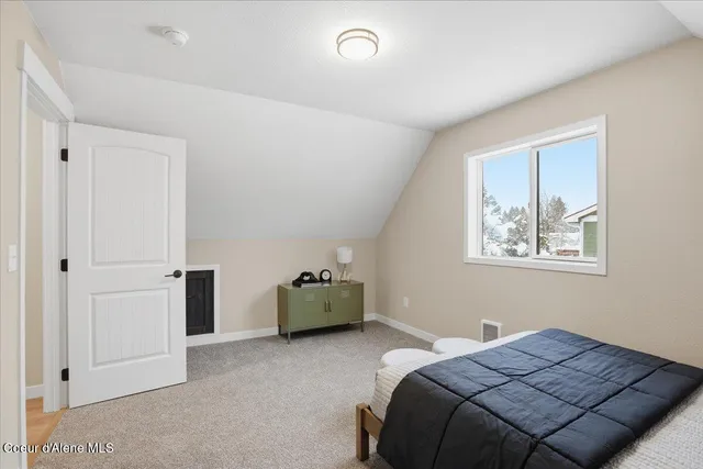 $520,000 | 387 East Iowa Avenue, Hayden, ID 83835