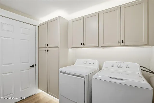 $525,000 | 387 East Iowa Avenue, Hayden, ID 83835