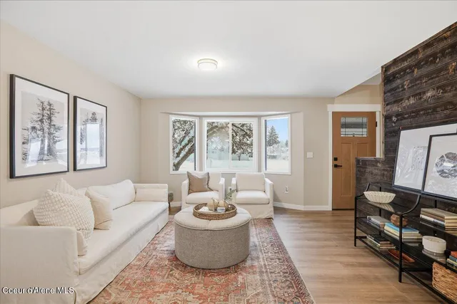 $520,000 | 387 East Iowa Avenue, Hayden, ID 83835