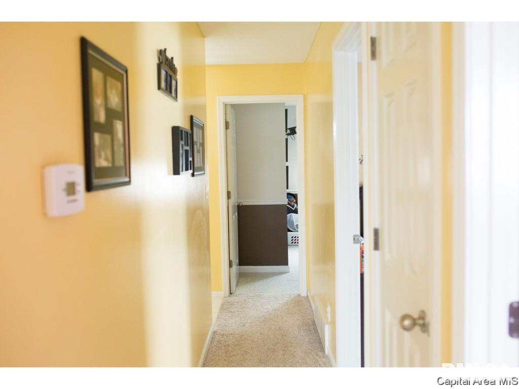 2040 Skipton Road Springfield, IL 62702 - Photo 16 of 30