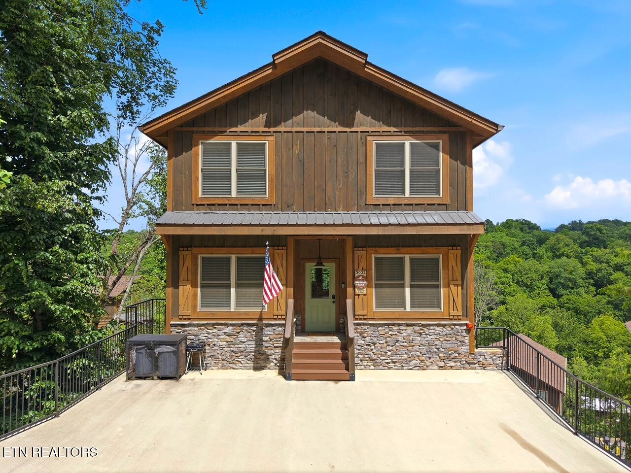 3032 Ridge Top Resort Way Pigeon Forge, TN 37876 - Photo 2 of 42 1651696D-865A-4B01-BC3B-B560CFDB4C1A