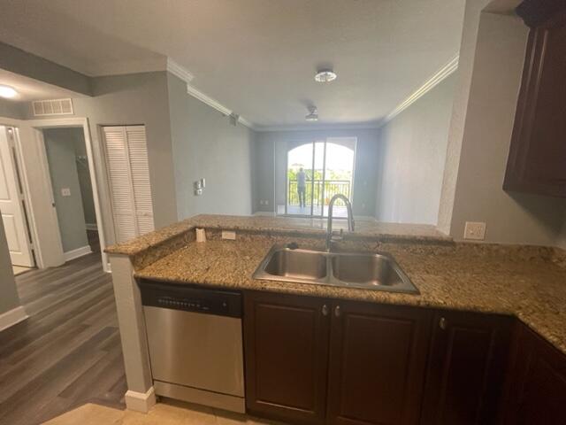1660 Renaissance Commons Boulevard, Unit 2604 Boynton Beach, FL 33426 - Photo 3 of 22 IMG_3173