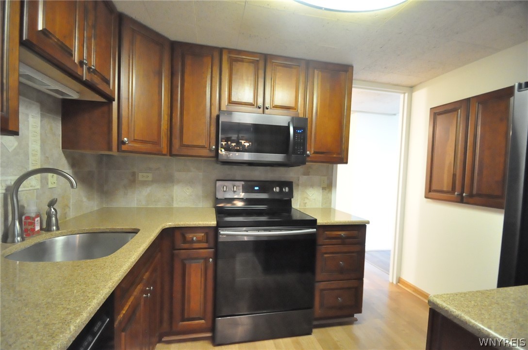 5854 Main Street, Unit 306 Amherst, NY 14221 - Photo 14 of 37