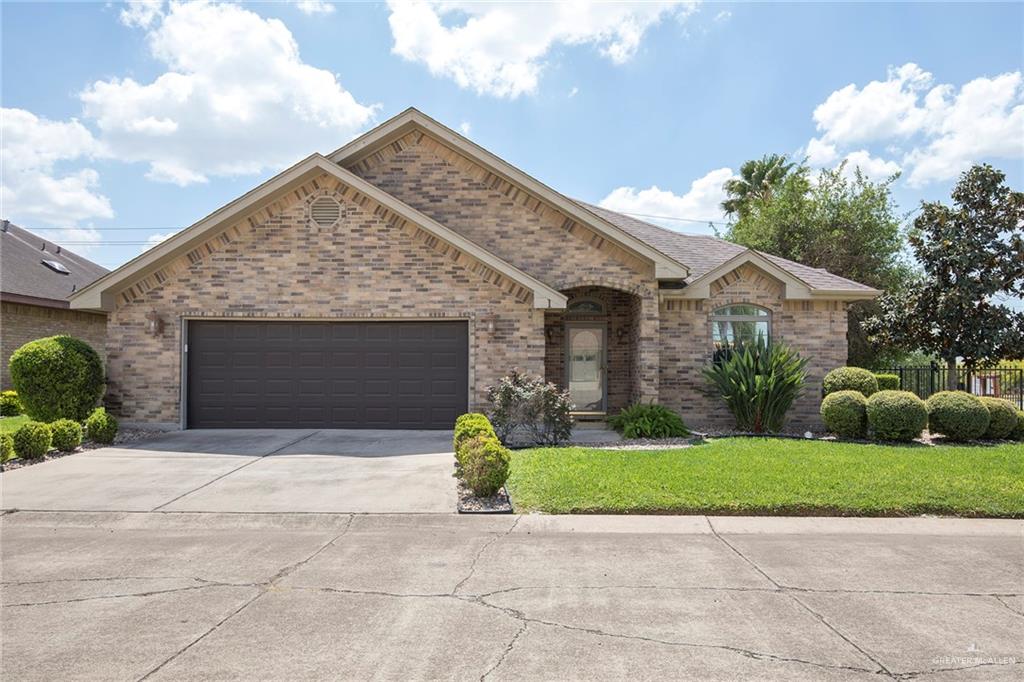 100 West Moore Road, Unit UT1 Pharr, TX 78577 - Photo 21 of 21 Beautifully maintained landscaping