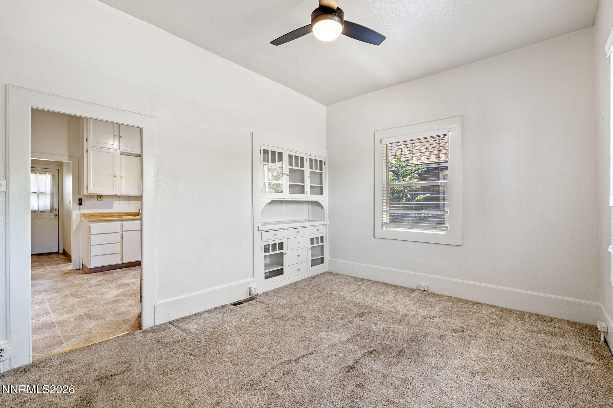128 Keystone Avenue Reno, NV 89503 - Photo 9 of 34 5-web-or-mls-DSC09913