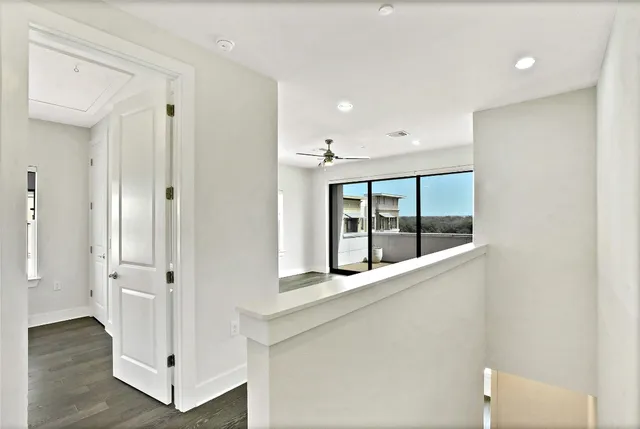 a view of an entryway of the house