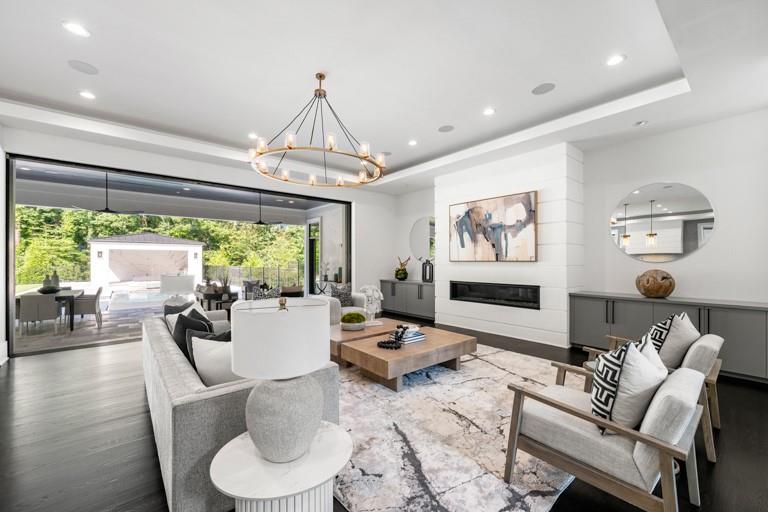 5211 Powers Ferry Road Northwest Sandy Springs, GA 30327 - Photo 12 of 106