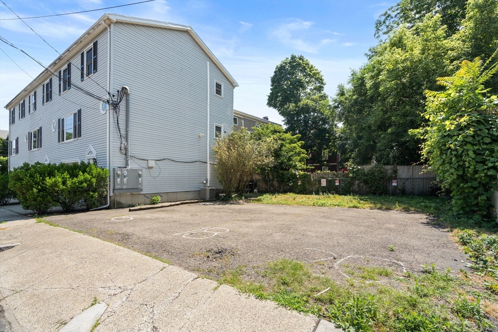 16 Plainfield Street Boston, MA 02130 - Photo 31 of 32 Gallery Image 31