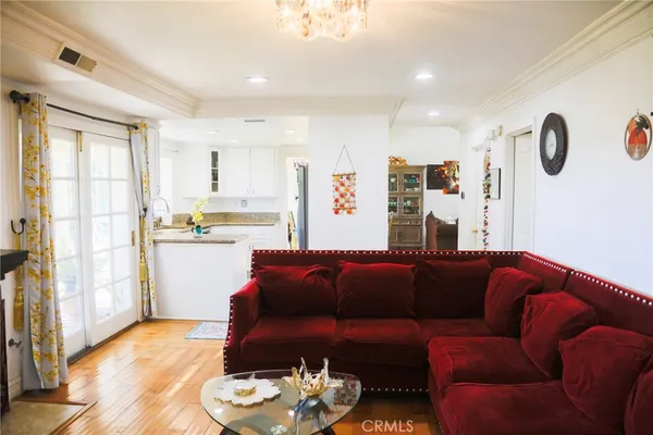 $995,000 | 1129 Heatherview Drive, Oak Park, CA 91377