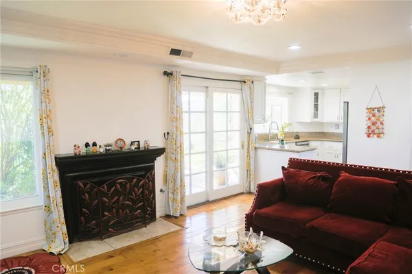 $995,000 | 1129 Heatherview Drive, Oak Park, CA 91377