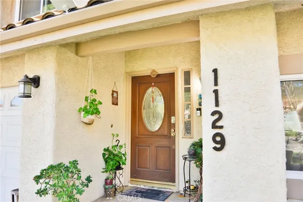 $995,000 | 1129 Heatherview Drive, Oak Park, CA 91377