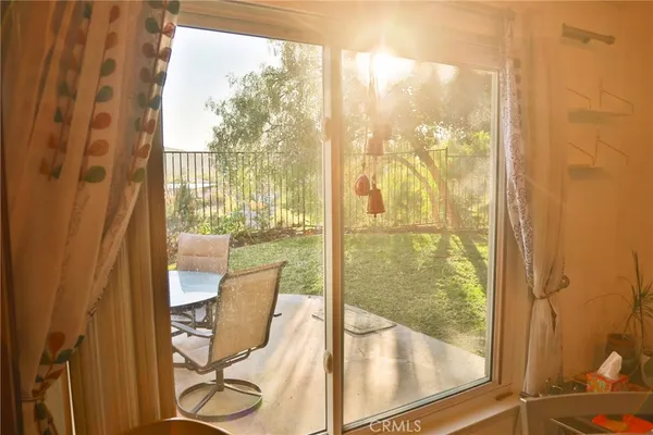 $995,000 | 1129 Heatherview Drive, Oak Park, CA 91377
