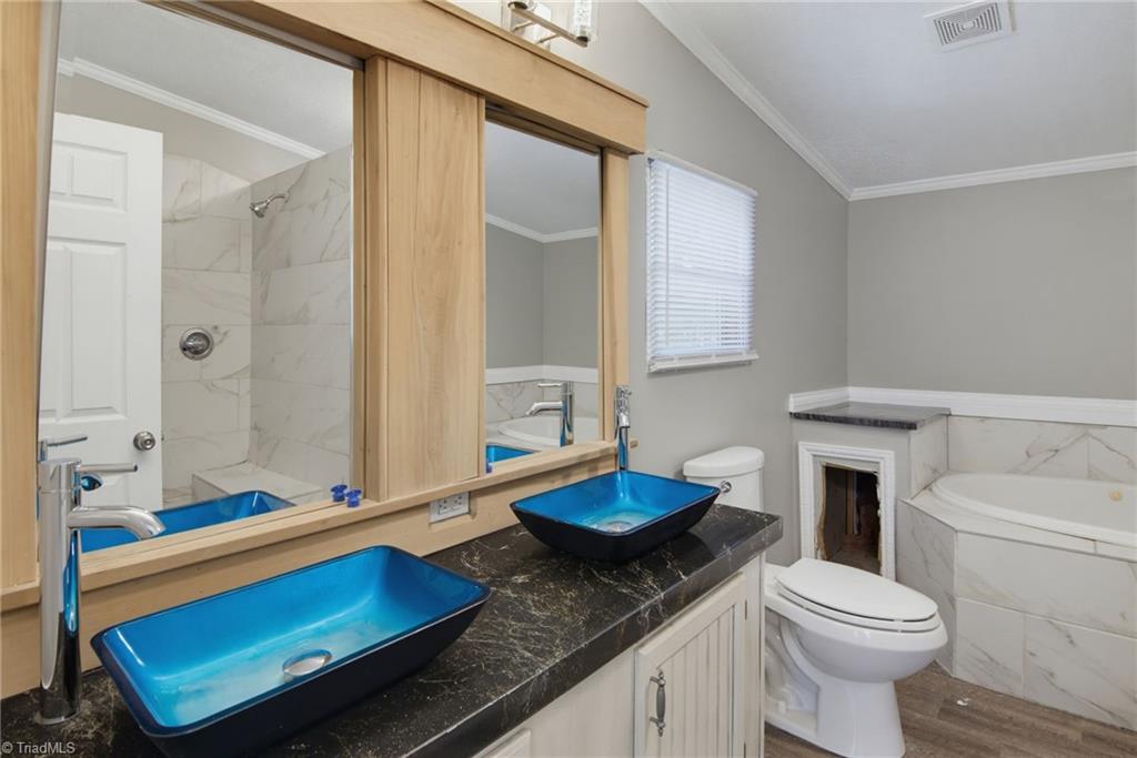 1041 Whitts Road Madison, NC 27025 - Photo 20 of 39
