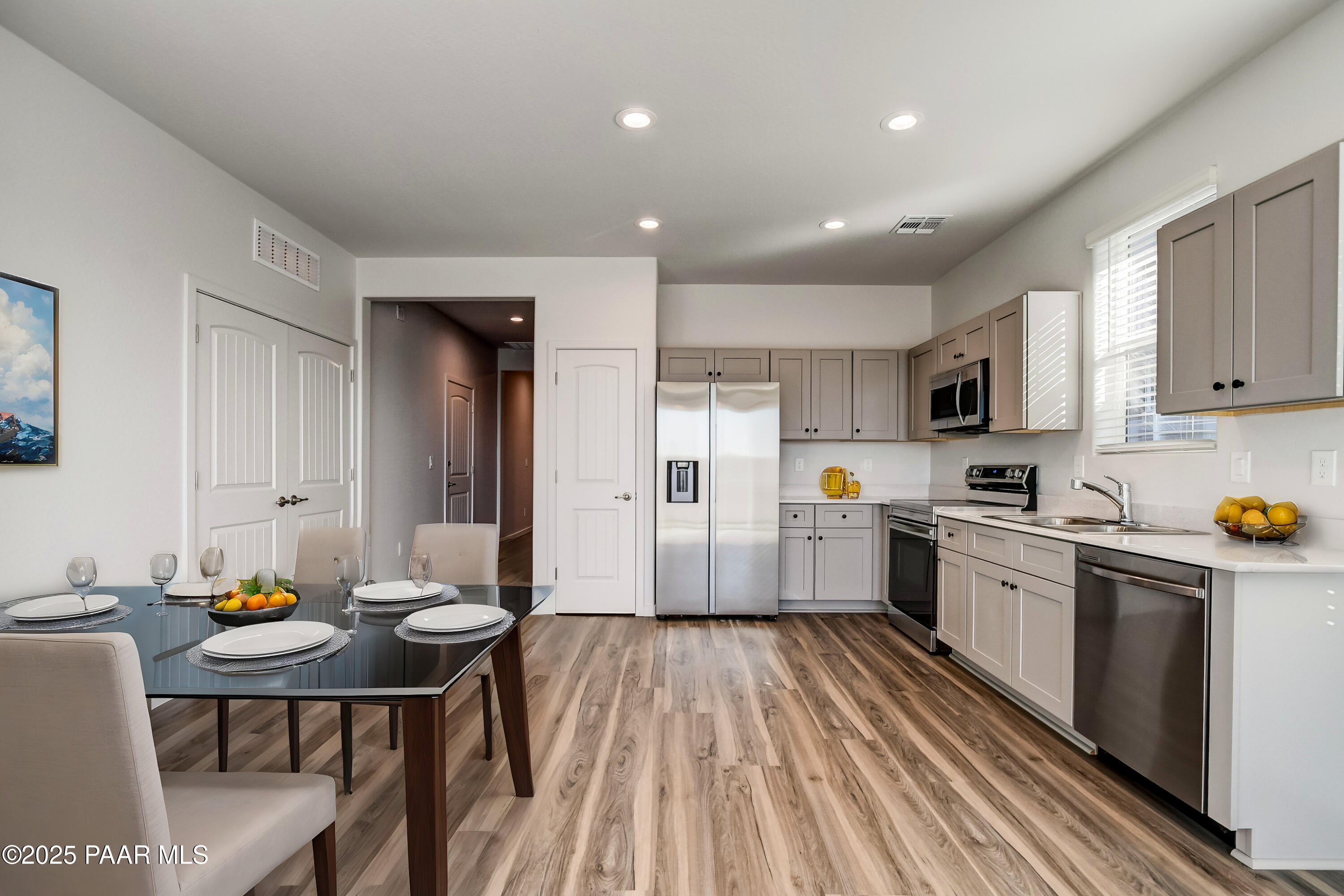 175 North Village Way, Unit 61 Dewey, AZ 86327 - Photo 8 of 42 Kitchen-3 - Kitchen - Standard - 9