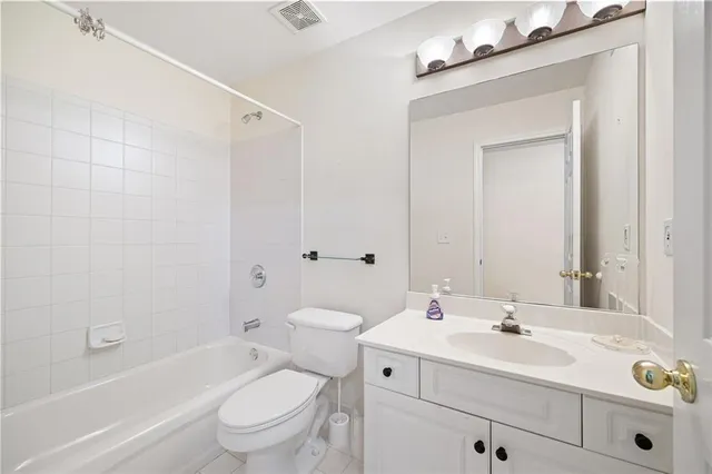 $650,000 | 1819 Parkview Court Northwest, Kennesaw, GA 30152